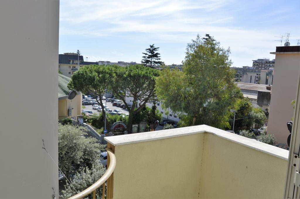 Coolor Holiday And Business Rentals Salerno Esterno foto